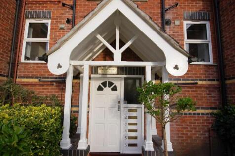 5 Beech Crt - Porch.jpg