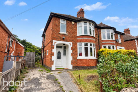 3-bed semi-detached on Llanberis Grove, NOTTINGHAM, £1,150/mo