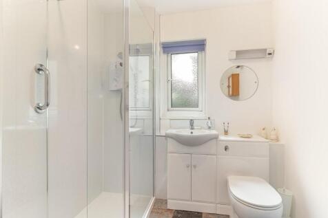 Shower Room.jpg
