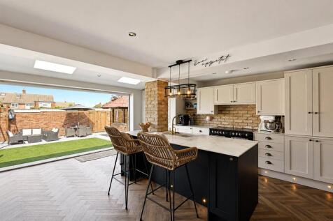 Kitchen/Family Room