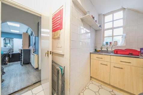 1319758-8-687ffccde3f77-ARW-1