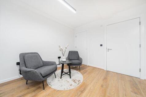 1300527186839fe5a9f79eARW 13.jpg