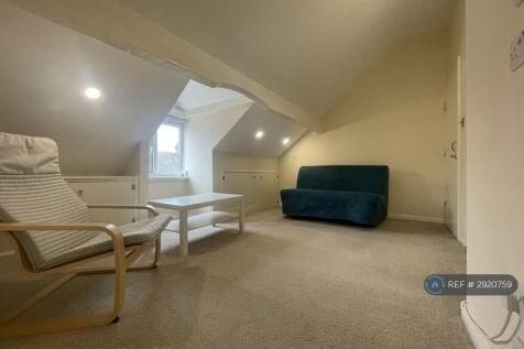Bed/Sitting Room
