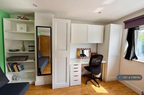 Double Room (Private)