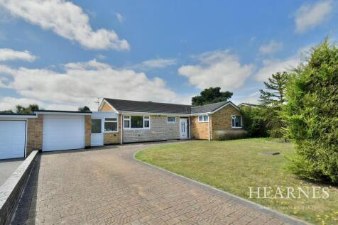 Ferndown, BH22 - property photo
