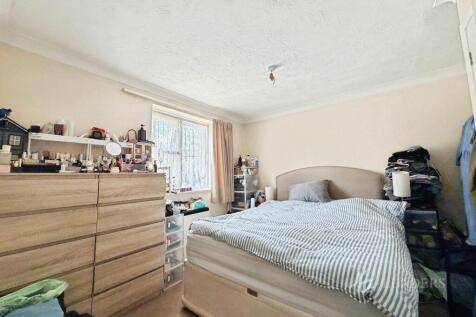 Court Road, Lewes, East Sussex, BN7 photo 4