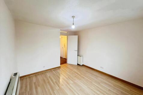 Alder Crescent, Leagrave, Luton, LU3 photo 5