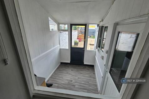 Lynn Road, King's Lynn, PE30 photo 5