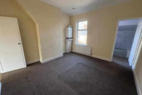 Beech Street, Barrow-in-furness, LA14 5EB photo 3