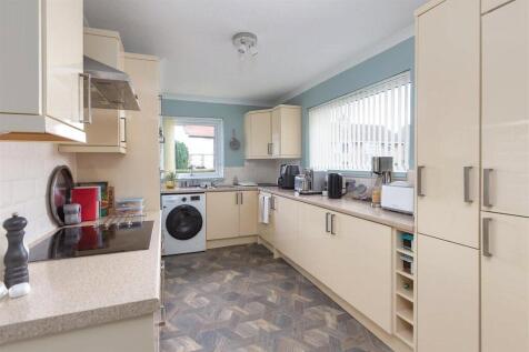 St Johns Court, Heysham, Morecambe, Lancashire, LA3 photo 5
