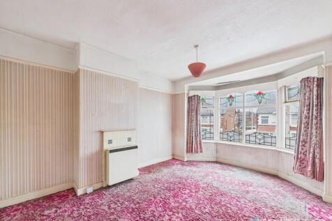 CAM02318G0-PR0576...