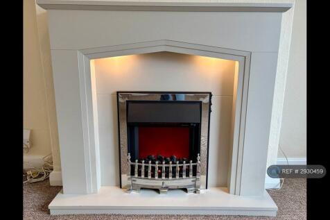 Brading Avenue, Grantham, NG31 photo 5