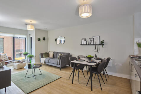 2-bed flat on Weavers Yard, Newbury Newbury RG14, £1,700/mo