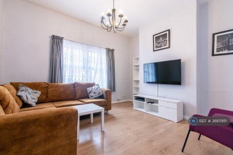 Comfortably Furnished Lounge With Large Tv