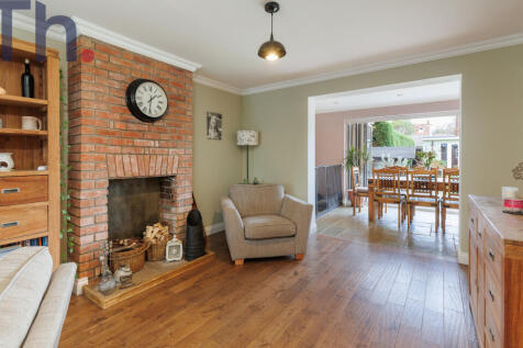 Feature Fireplace