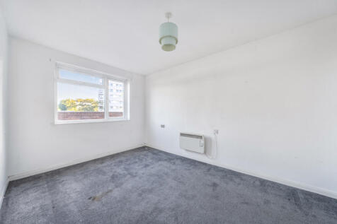 1356357-9-68c92f2...