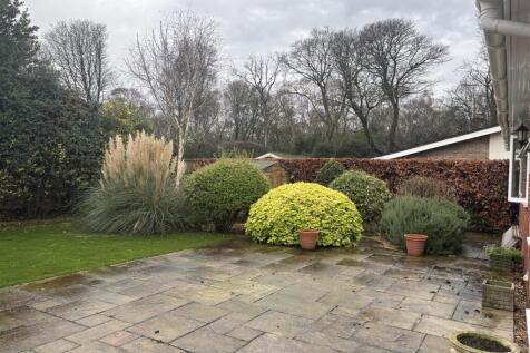 Pereers Garden 4.jpg