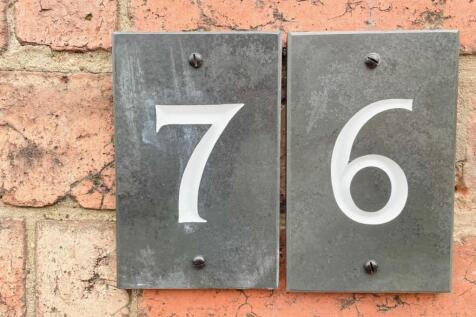 Number plaque