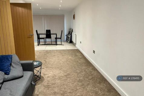 Open Living Areas 
