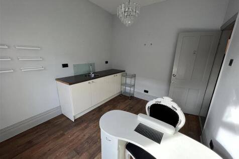 Healthcare Facility for sale Image 6