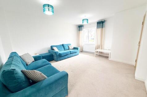 Fraser Close, Runcorn photo 3