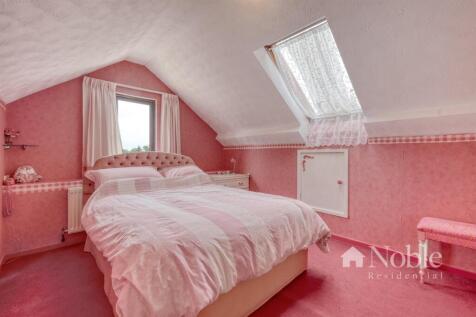 Bedroom Three (Frist Floor)