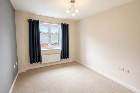 Arrowhead Close, Stapeley photo 4