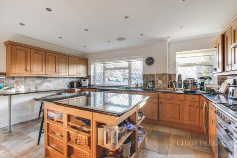 36 Warner Close WM-9.jpg