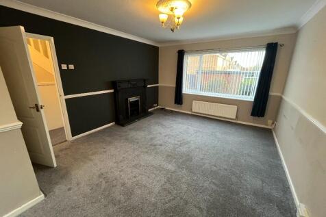 Monarch Grove, Middlesbrough, North Yorkshire, TS7 photo 4