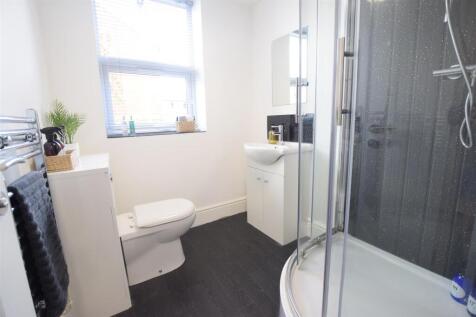 27/28 - Moor Street - Student Apartment photo 4