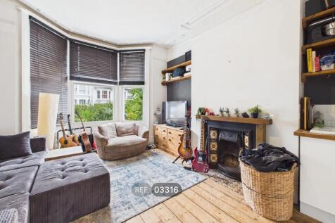 Kitchen/Living area