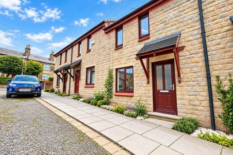 2-bed terraced on Rook Street, Bingley, £800/mo