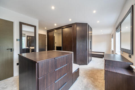 1348460-10-68b6ff...