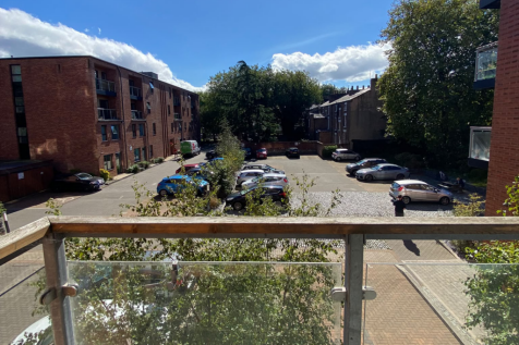 2-bed flat on Vine Street, Liverpool, Merseyside, L7, £1,375/mo