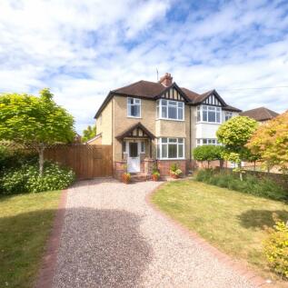 3 Bedroom House For Sale