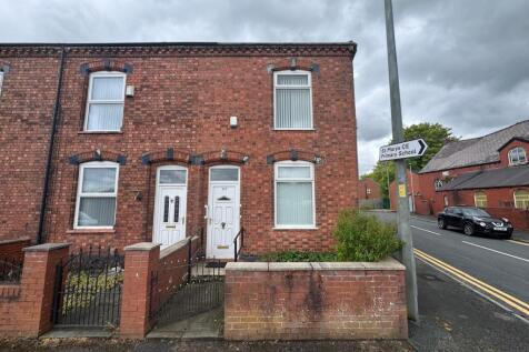 3 bed end terrace for sale Liverpool Road, Platt 