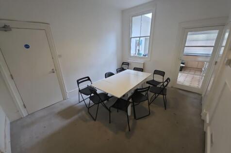 Woodbine Terrace, Exeter photo 3