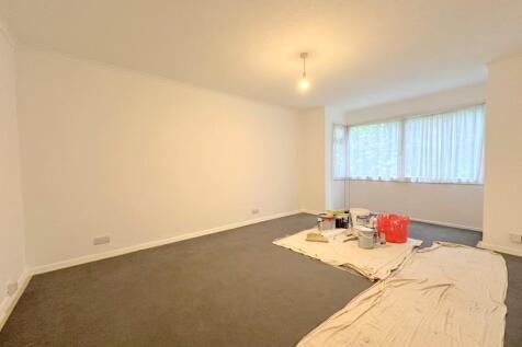 Brocket Court, Vincent Road, Luton, LU4 9BD photo 3