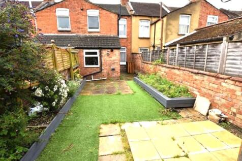 52 Artizan Road g...