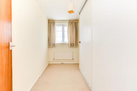 For Sale by Aspire Residential | Hurston Close