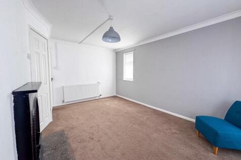 French Close, Nailsea, North Somerset, BS48 photo 3