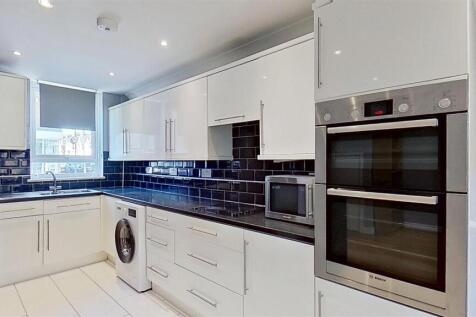 Garratt-Lane-Wandsworth-SW18-04242026_142344.jpg