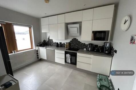 Main Kitchen 
