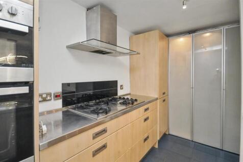 12 Rock Mill Lane, Leamington Spa photo 4