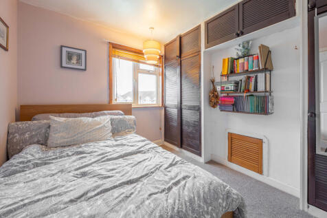 Southbank Road 08777