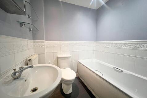 Rushton Close, Burtonwood, Warrington photo 5