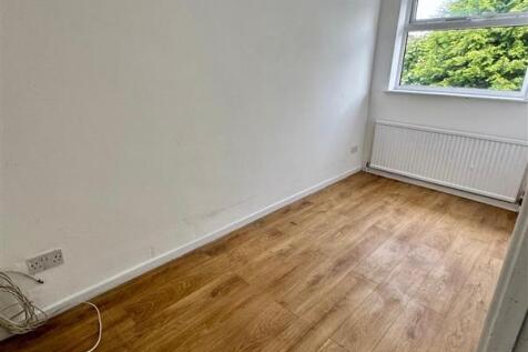 Higher Bents Lane, Bredbury photo 5