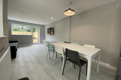 Wyeverne Road, Cathays photo 3