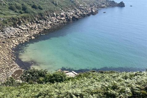LAMORNA COVE