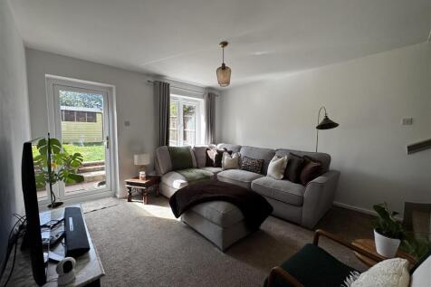 Chicory Drive, Rugby photo 5
